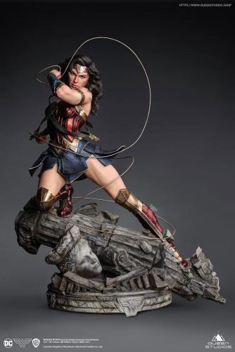 Wonder Woman Comic statuette 1/4 Wonder Woman Early Bird Version 47 cm - QUEEN STUDIOS